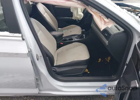 2019 Volkswagen Jetta 1.4T R-Line/1.4T S/1.4T Se из США, поврежденный, VIN 3VWC57BU1KM071986